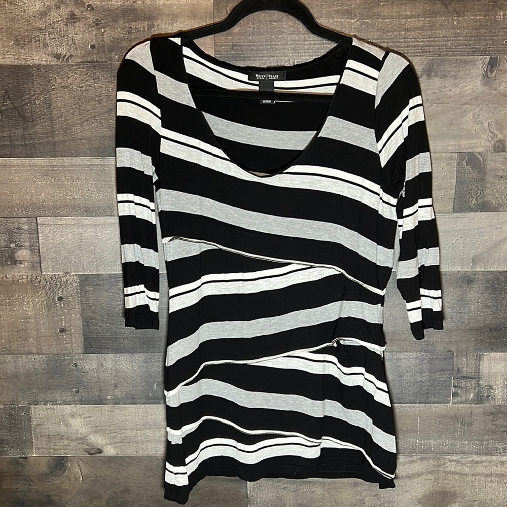 White House Black Market Black, Gray, and White Blouse